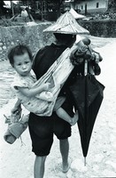 藏品(揹小孩)的圖片