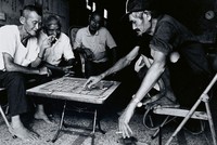 藏品(廟堂裡)的圖片