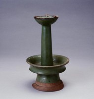 藏品(綠釉油燈)的圖片