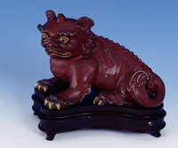藏品(紅釉獅子獻物)的圖片