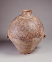 藏品(馬廠四大圈十字紋雙耳壺)的圖片