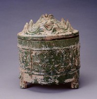 藏品(綠釉狩獵紋博山蓋尊)的圖片