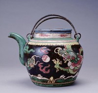 藏品(紫砂加彩龍戲珠紋茶壺)的圖片