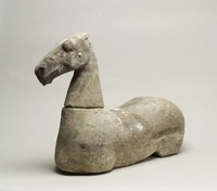藏品(灰陶臥馬)的圖片