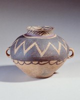 藏品(半山三角折曲紋雙耳壺)的圖片