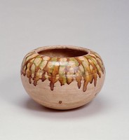 藏品(三彩缽)的圖片