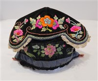 藏品(梅菊紋童帽)的圖片