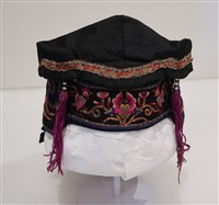 藏品(寶相花雙雉紋童帽)的圖片