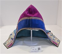 藏品(紫色提花緞蝙蝠紋風帽)的圖片