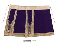 藏品(紫色軟綢鑲繡百褶裙)的圖片