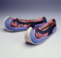 藏品(繡花女鞋)的圖片