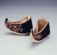 藏品(女繡花鞋)的圖片