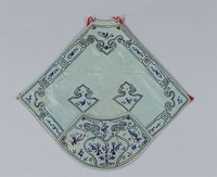 藏品(藍綠色素緞女肚兜)的圖片