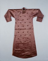 藏品(褐色提花緞大襟男袍)的圖片