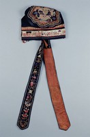 藏品(盤龍紋彩繡童帽)的圖片