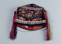 藏品(寶相花紋彩繡童帽)的圖片