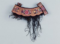 藏品(結帶彩繡童帽)的圖片