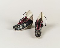 藏品(黑色繡花三寸金蓮)的圖片