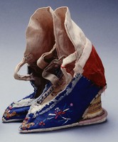 藏品(藍色繡花三寸金蓮)的圖片