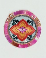 藏品(菱形花彩繡茶墊)的圖片