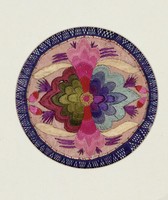 藏品(異花彩繡茶墊)的圖片