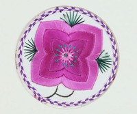 藏品(花紋彩繡茶墊)的圖片