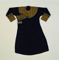 藏品(魯凱族女子長衣)的圖片