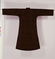 藏品(黑色隱花長皮襖)的圖片