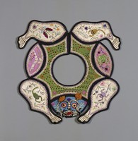 藏品(五毒四色紋雲肩)的圖片