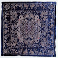 藏品(藍緞地凳子面)的圖片