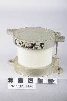 藏品(電阻(推測，依包裝箱標示))的圖片