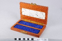 藏品(Gamma射線源空木盒)的圖片