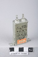 藏品(電容器)的圖片