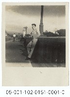 藏品(中山橋上的倚欄男子)的圖片