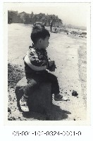 藏品(淡水河岸小童-遠望對岸)的圖片