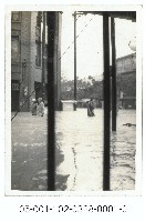 藏品(水災-延平北路二段的涉水民眾)的圖片