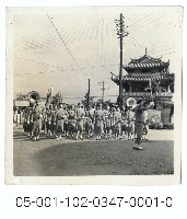 藏品(臺北市立女子中學軍樂隊與新竹東門)的圖片