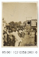 藏品(龍山寺前消防演練-往撲救目標傳遞消防水)的圖片