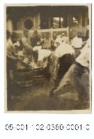 藏品(龍山寺前消防演練-灌注消防水桶)的圖片