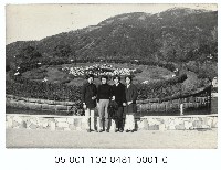 藏品(陽明公園花鐘前留影-四名年輕女性)的圖片