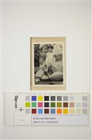 藏品(充氣玩具與小孩)的圖片