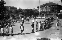 藏品(精華保育園（右上西洋式建築為林本源博愛醫院）)的圖片