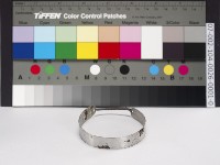 藏品(雅美族金屬腕飾)的圖片