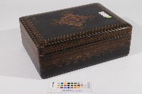 藏品(大日本國防婦人會台北市南分會-制服盒（大日本國防婦人會臺北市南分會-制服盒）)的圖片