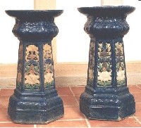 藏品(瓷束腰花台組)的圖片