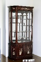 藏品(斜面古董櫥)的圖片