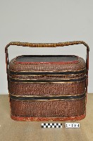 藏品(雕刻手提橢圓形籃)的圖片