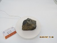藏品(橄欖石玄武岩)的圖片
