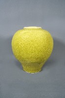 藏品(冰裂黃瓷)的圖片