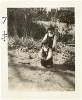 藏品(劉美蜺與劉美虹七歲時合照（1959年）)的圖片